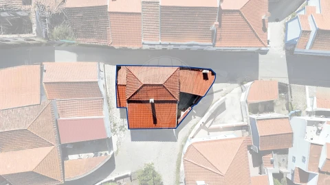 Moradia T2 para Venda em Santa Maria, São Pedro e Matacães