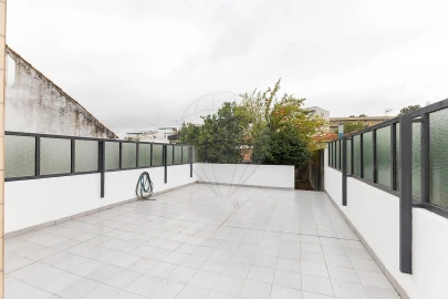 Apartamento T2 para Arrendamento em Paranhos