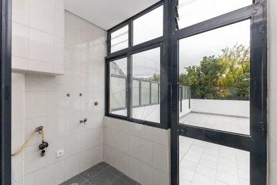 Apartamento T2 para Arrendamento em Paranhos