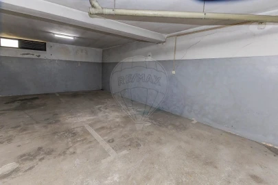 Apartamento T2 para Arrendamento em Paranhos