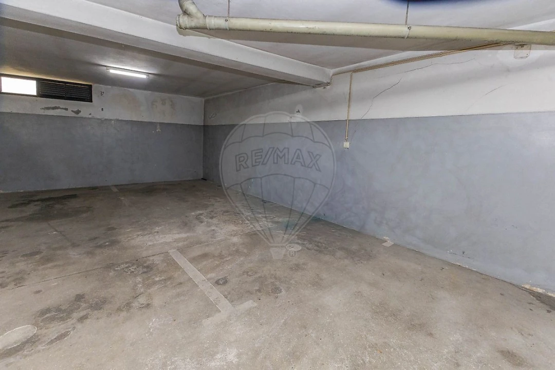 Apartamento T2 para Arrendamento em Paranhos Foto 21