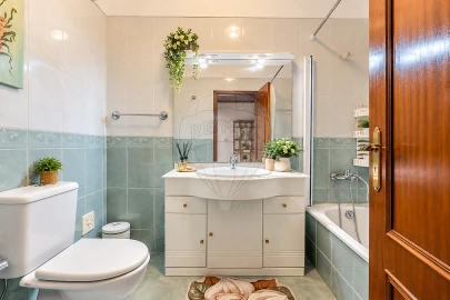 Apartamento T3 para Venda em Castanheira do Ribatejo e Cachoeiras