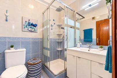 Apartamento T3 para Venda em Castanheira do Ribatejo e Cachoeiras