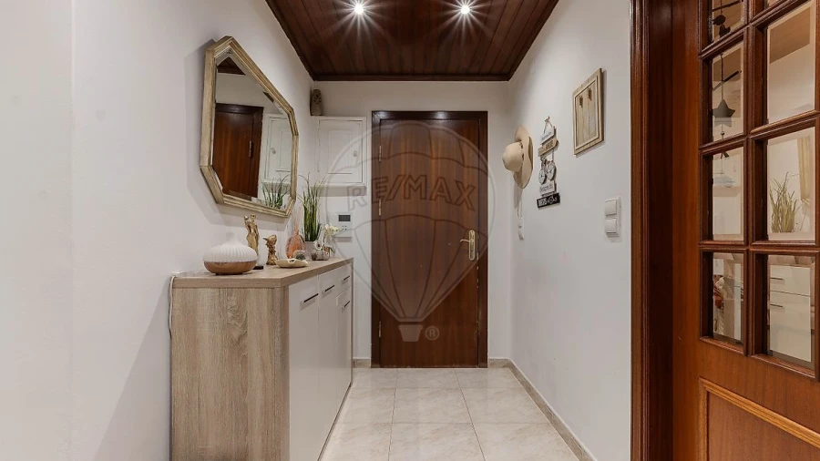 Apartamento T3 para Venda em Castanheira do Ribatejo e Cachoeiras