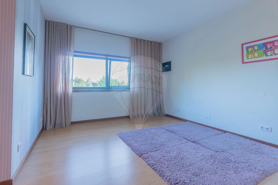 Moradia T5 para Venda em Eiriz Foto 15