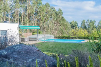 Moradia T5 para Venda em Eiriz
