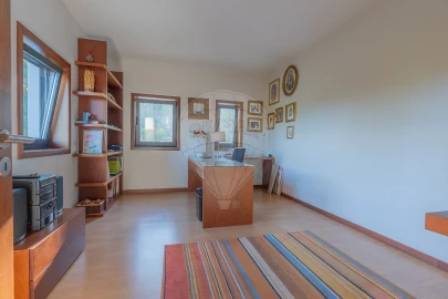 Moradia T5 para Venda em Eiriz