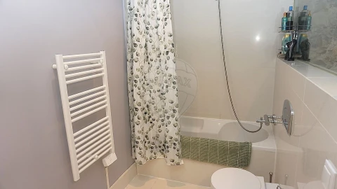 Apartamento T3 para Venda em Sé Nova, Santa Cruz, Almedina e São Bartolomeu