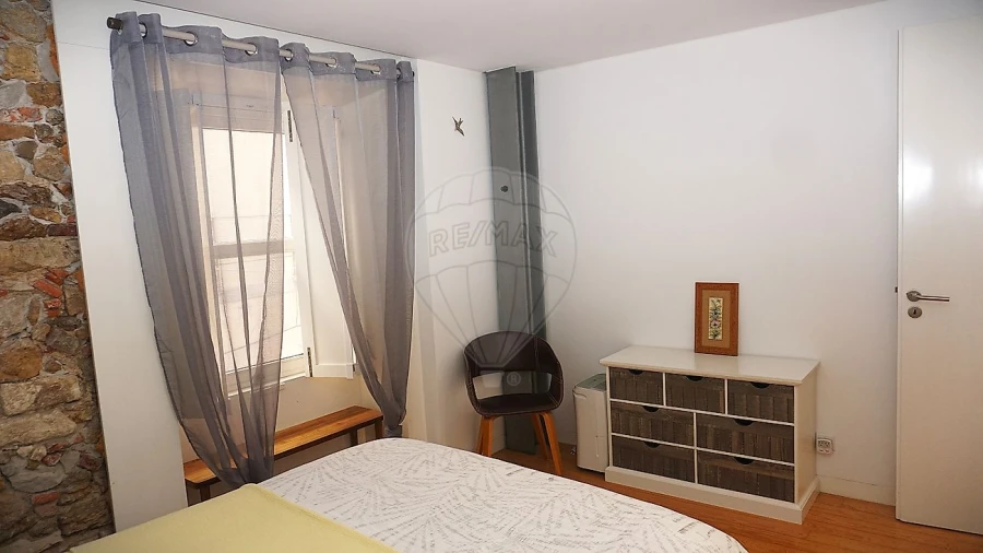 Apartamento T3 para Venda em Sé Nova, Santa Cruz, Almedina e São Bartolomeu Foto 14