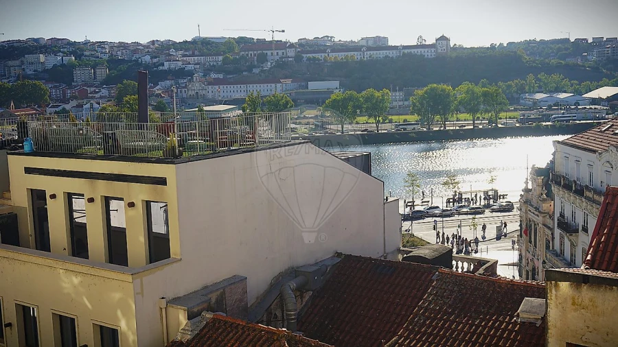 Apartamento T3 para Venda em Sé Nova, Santa Cruz, Almedina e São Bartolomeu Foto 25