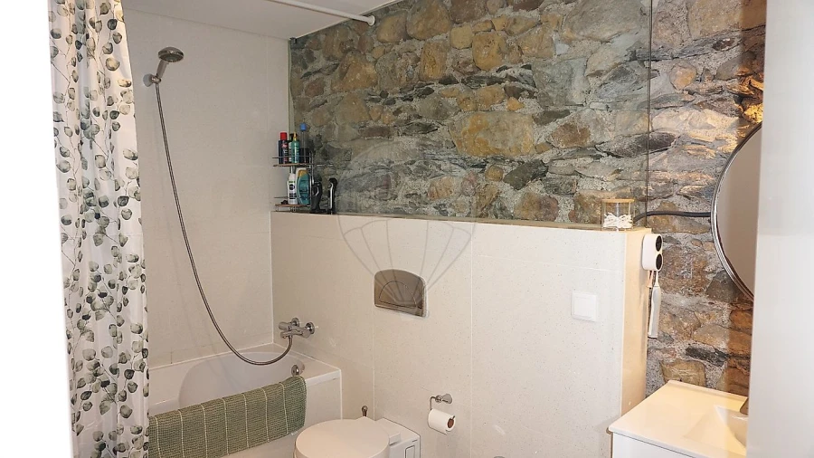 Apartamento T3 para Venda em Sé Nova, Santa Cruz, Almedina e São Bartolomeu Foto 27