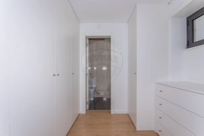 Apartamento T2 para Venda em Santo Antonio dos Olivais
