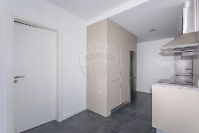Apartamento T2 para Venda em Santo Antonio dos Olivais