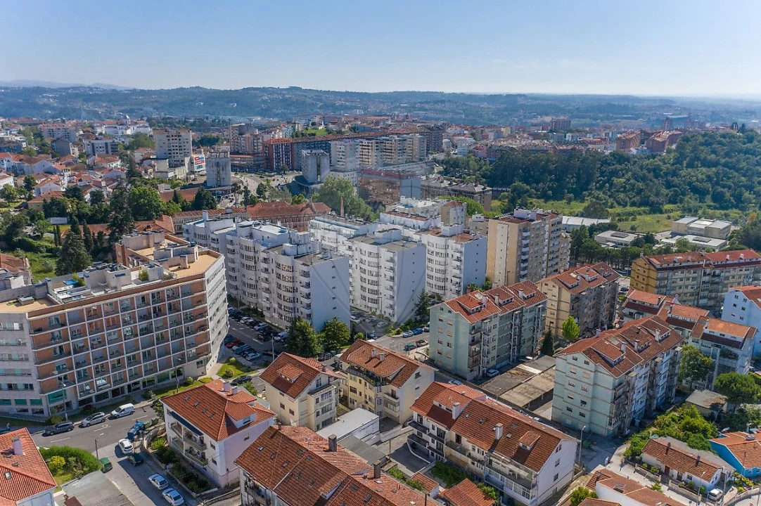 Apartamento T2 para Venda em Santo Antonio dos Olivais Foto 15