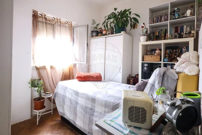 Apartamento T2 para Venda em Pontinha e Famões