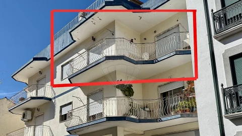 Apartamento T2 para Venda em Fundão, Valverde, Donas, A. Joanes, A. Nova Cabo