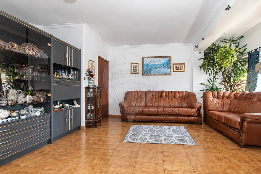 Apartamento T2 para Venda em Massamá e Monte Abraão Foto 6