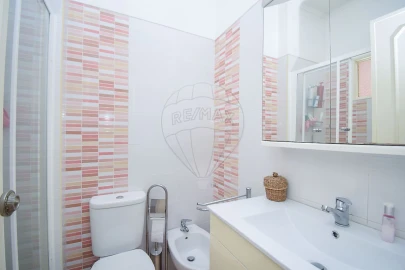 Apartamento T1 para Venda em Agualva e Mira-Sintra