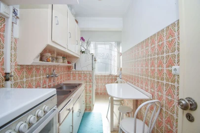 Apartamento T1 para Venda em Agualva e Mira-Sintra