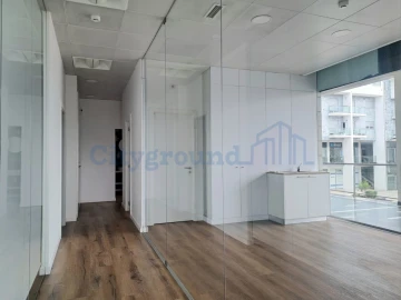 Loja para Arrendamento em Marrazes e Barosa