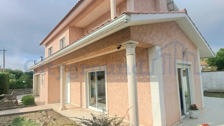 Moradia T3 para Venda em Arrabal