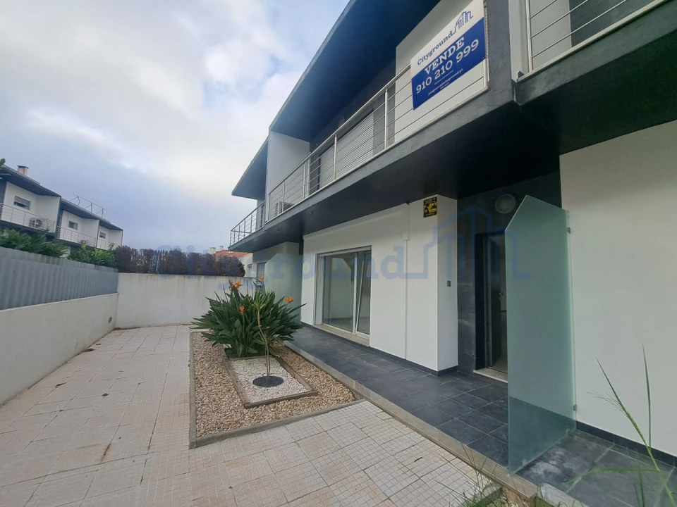 Moradia T3 para Venda em Leiria, Pousos, Barreira e Cortes Foto 1