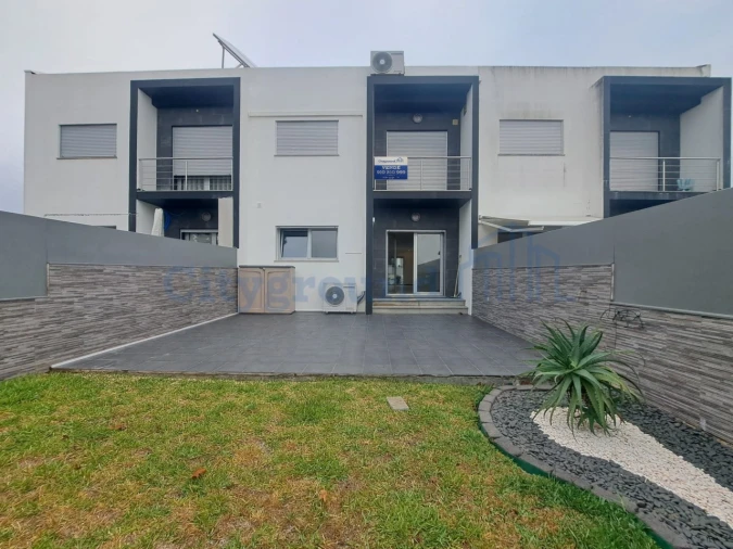 Moradia T3 para Venda em Leiria, Pousos, Barreira e Cortes Foto 3