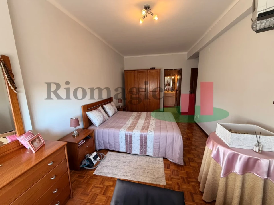 Apartamento T3 para Venda em Rio Maior Foto 13