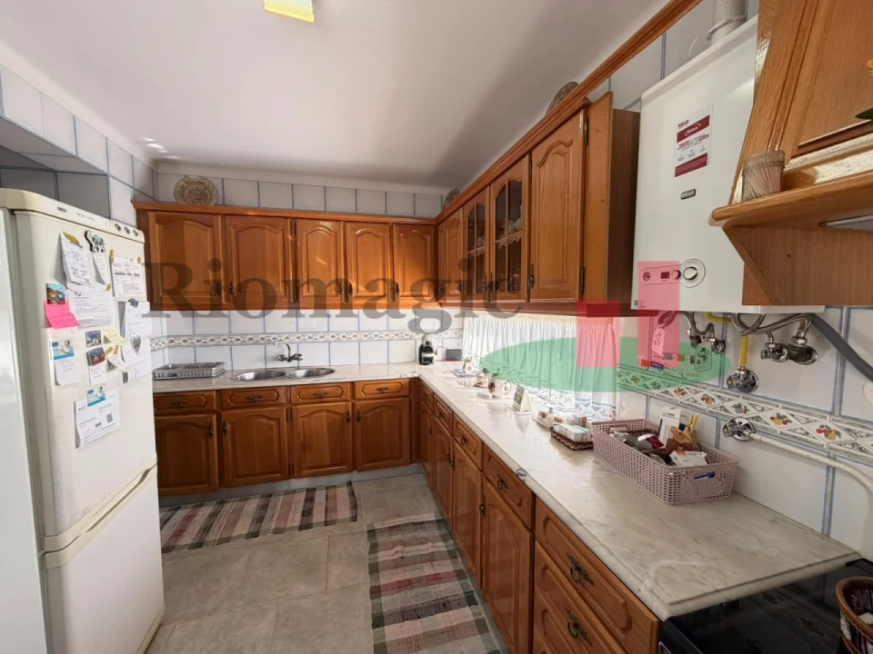 Apartamento T3 para Venda em Rio Maior Foto 2