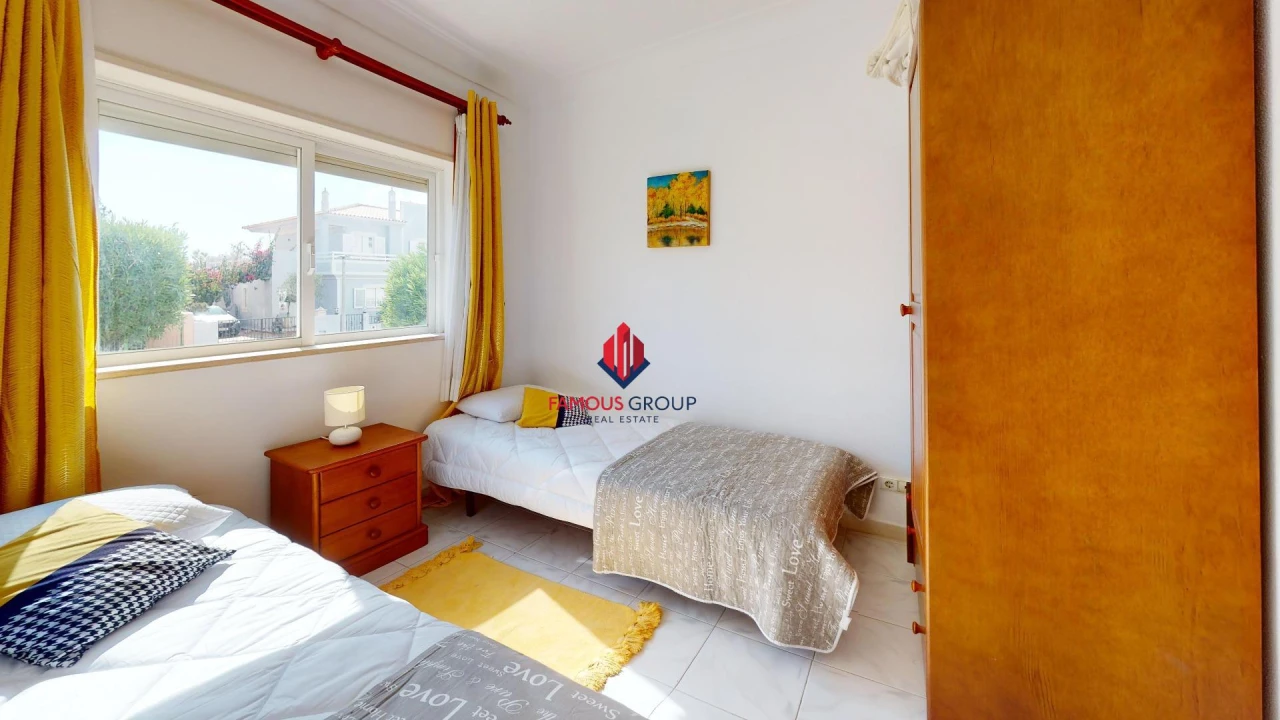 Apartamento T2 para Venda em Portimão Foto 10