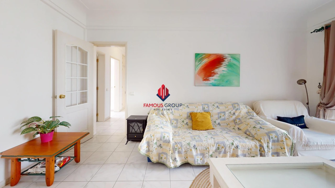 Apartamento T2 para Venda em Portimão Foto 5