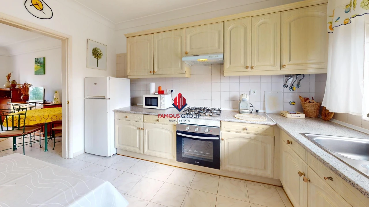 Apartamento T2 para Venda em Portimão Foto 7