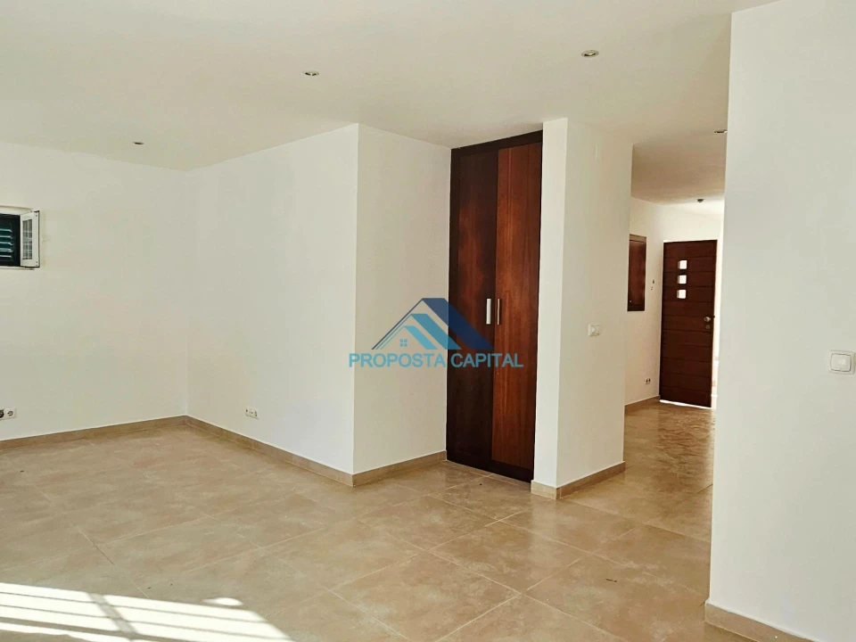 Moradia T4 para Venda em Alcabideche Foto 13