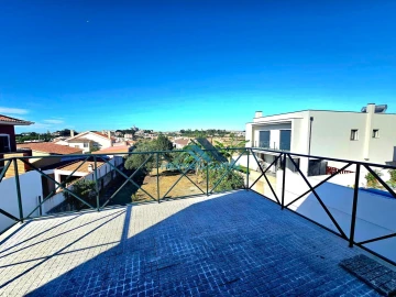 Moradia T4 para Venda em Alcabideche