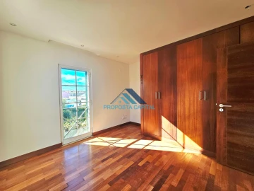 Moradia T4 para Venda em Alcabideche