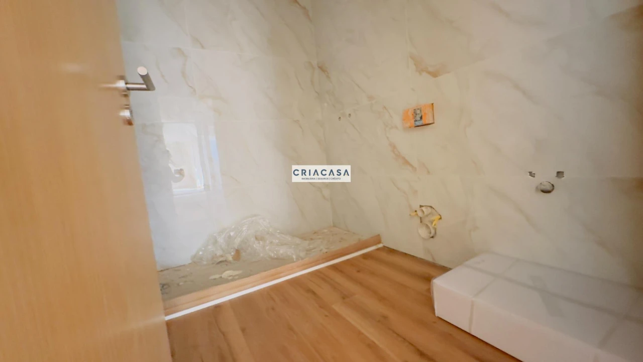 Apartamento T2 para Venda em Campo Foto 17