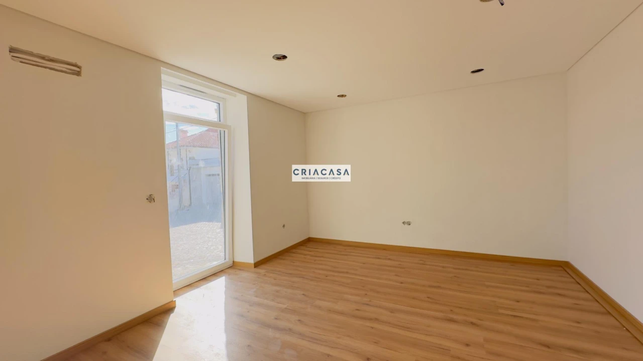 Apartamento T2 para Venda em Campo Foto 8