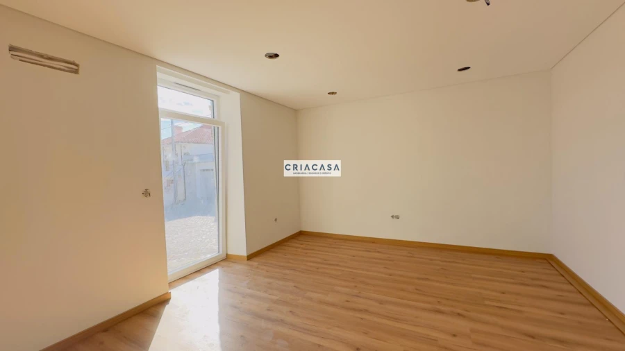 Apartamento T2 para Venda em Campo Foto 8