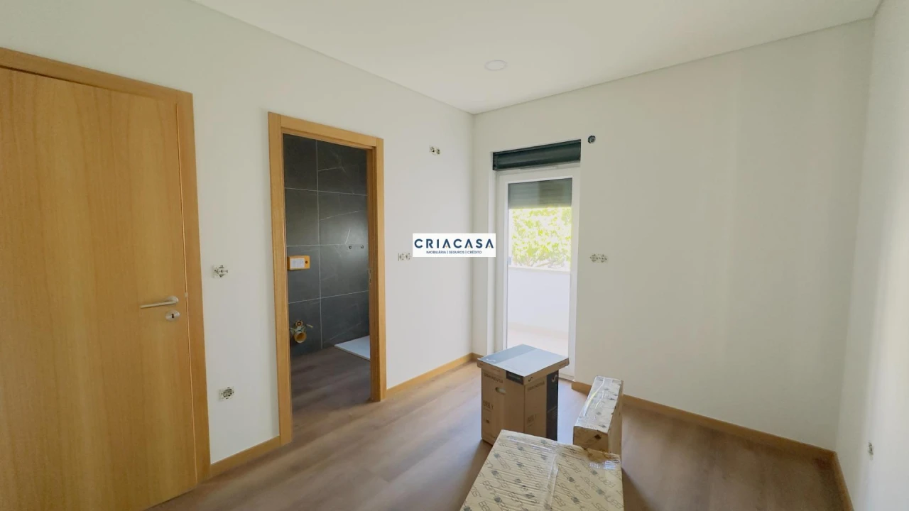 Apartamento T3 para Venda em Campo Foto 12