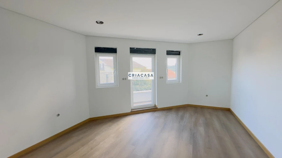 Apartamento T3 para Venda em Campo Foto 18