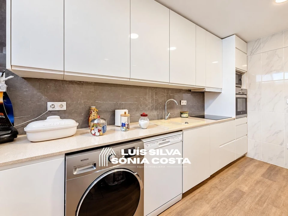 Apartamento T3 para Venda em São João da Madeira Foto 8
