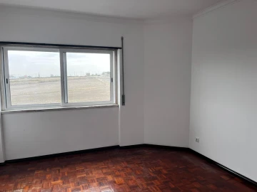 Moradia T3 para Venda em São João das Lampas e Terrugem