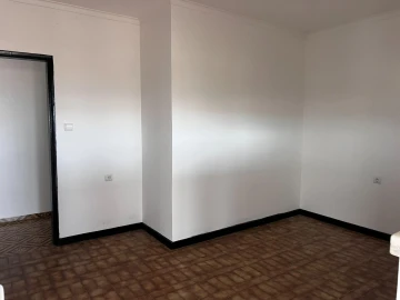 Moradia T3 para Venda em São João das Lampas e Terrugem