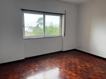 Moradia T3 para Venda em São João das Lampas e Terrugem