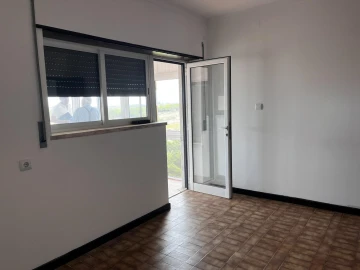 Moradia T3 para Venda em São João das Lampas e Terrugem