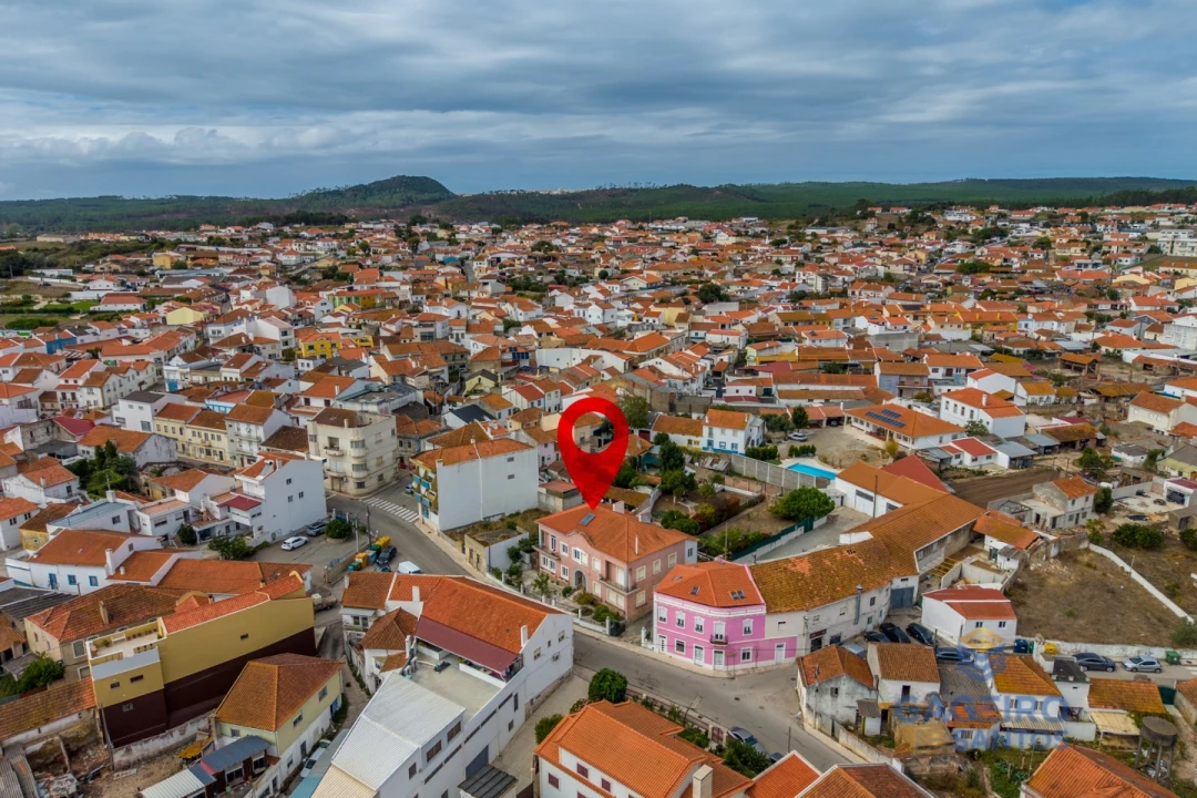 Moradia T4 para Venda em Valado dos Frades Foto 59
