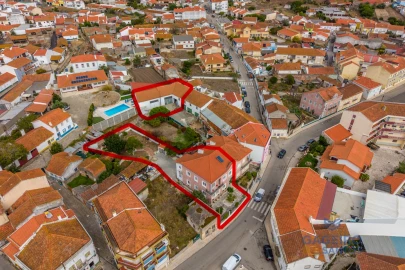 Moradia T4 para Venda em Valado dos Frades