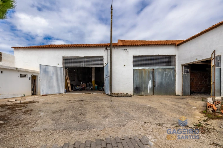 Moradia T4 para Venda em Valado dos Frades Foto 50
