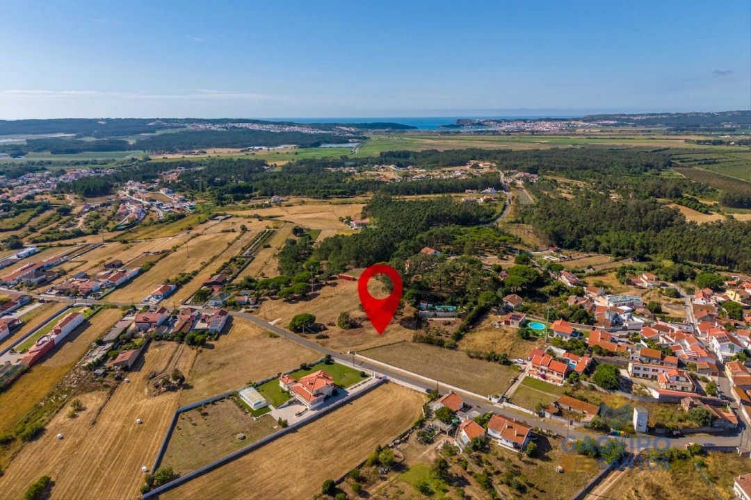 Terreno para Venda em Tornada e Salir do Porto Foto 14