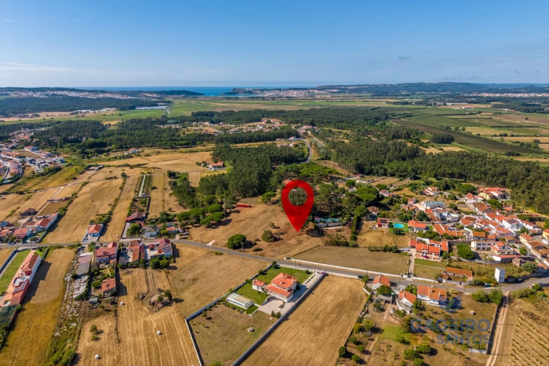 Terreno para Venda em Tornada e Salir do Porto Foto 15